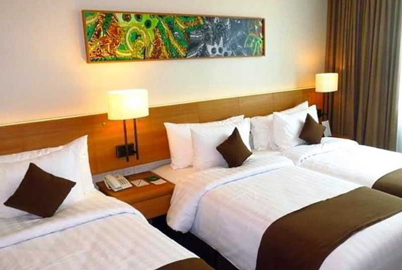 Aston Solo Hotel Exterior photo
