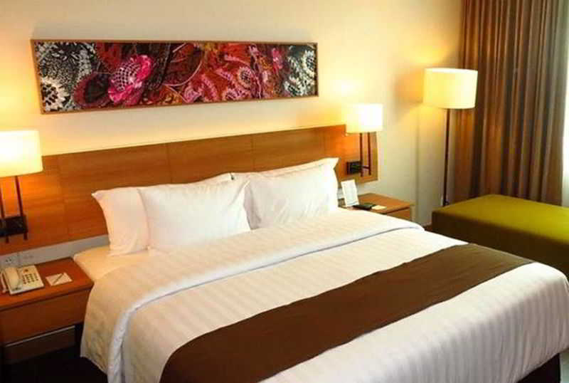Aston Solo Hotel Exterior photo