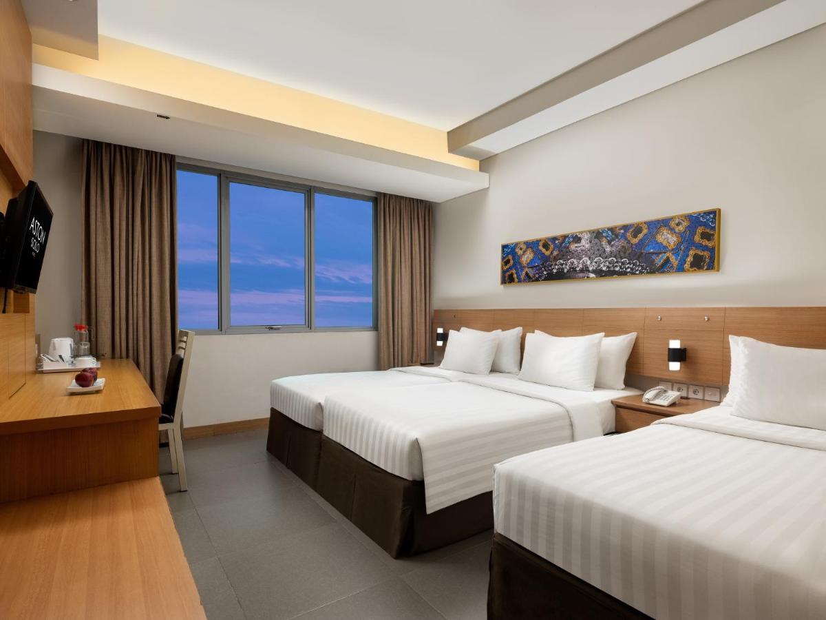 Aston Solo Hotel Exterior photo