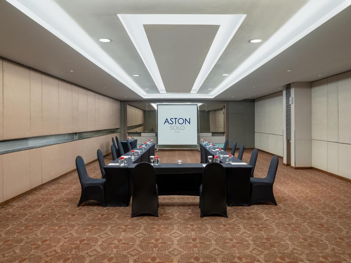 Aston Solo Hotel Exterior photo
