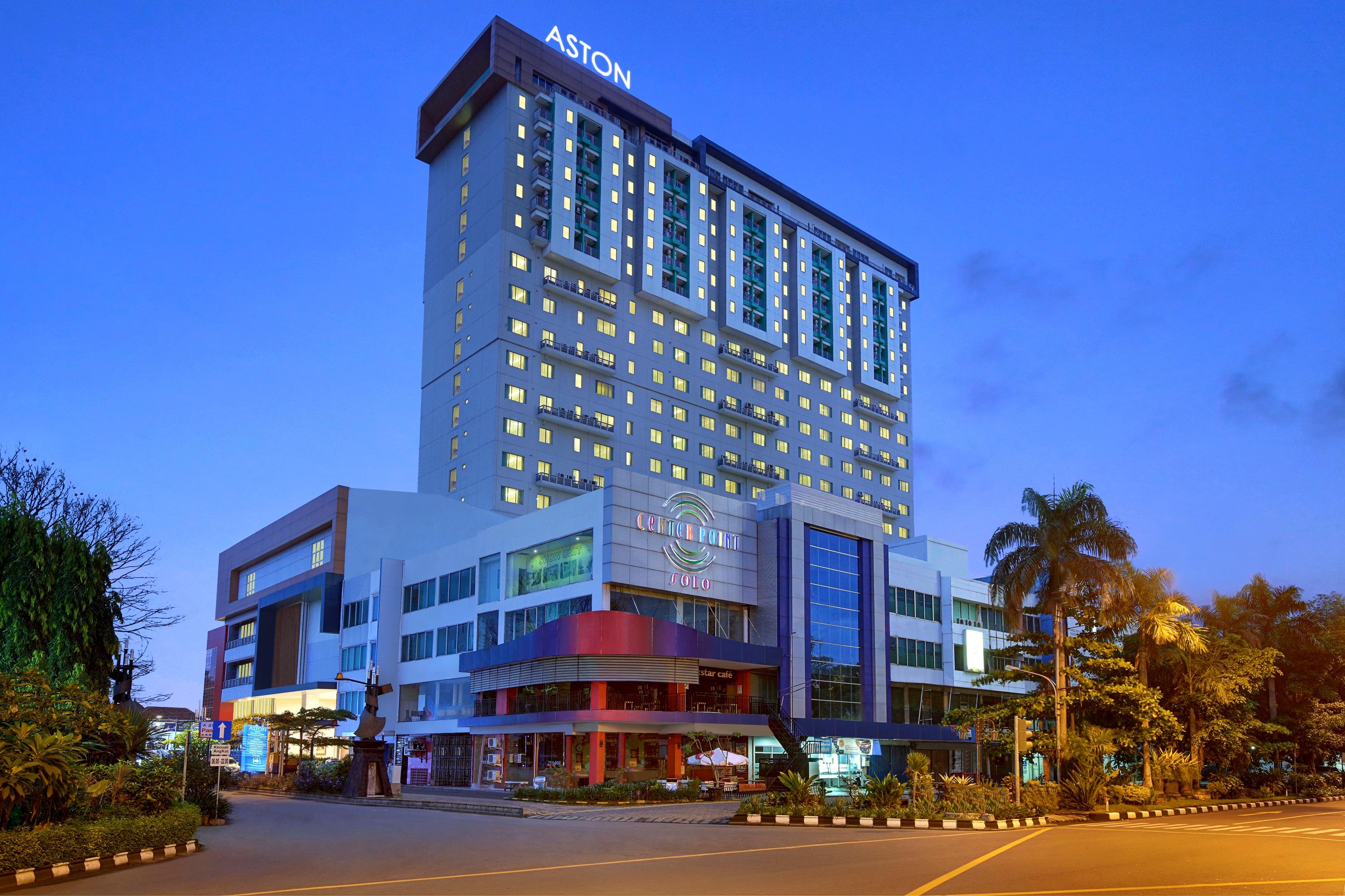 Aston Solo Hotel Exterior photo